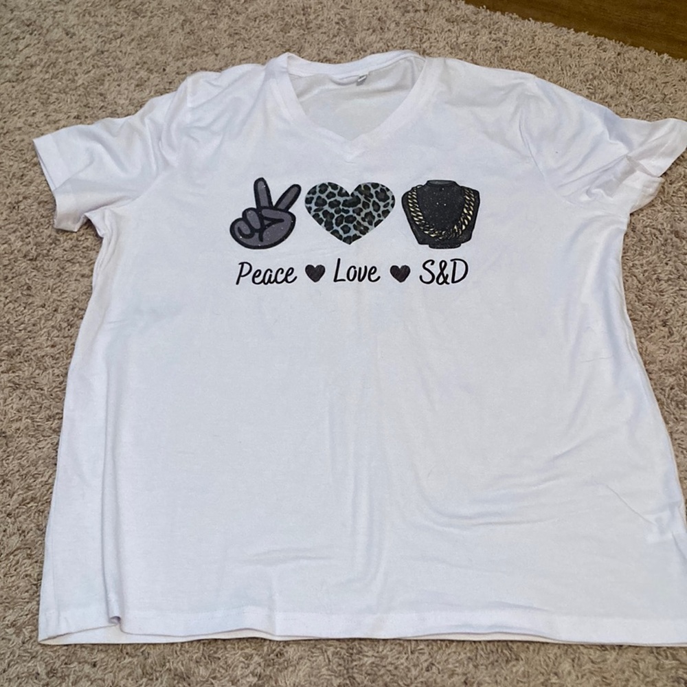Peace Love S&D tee